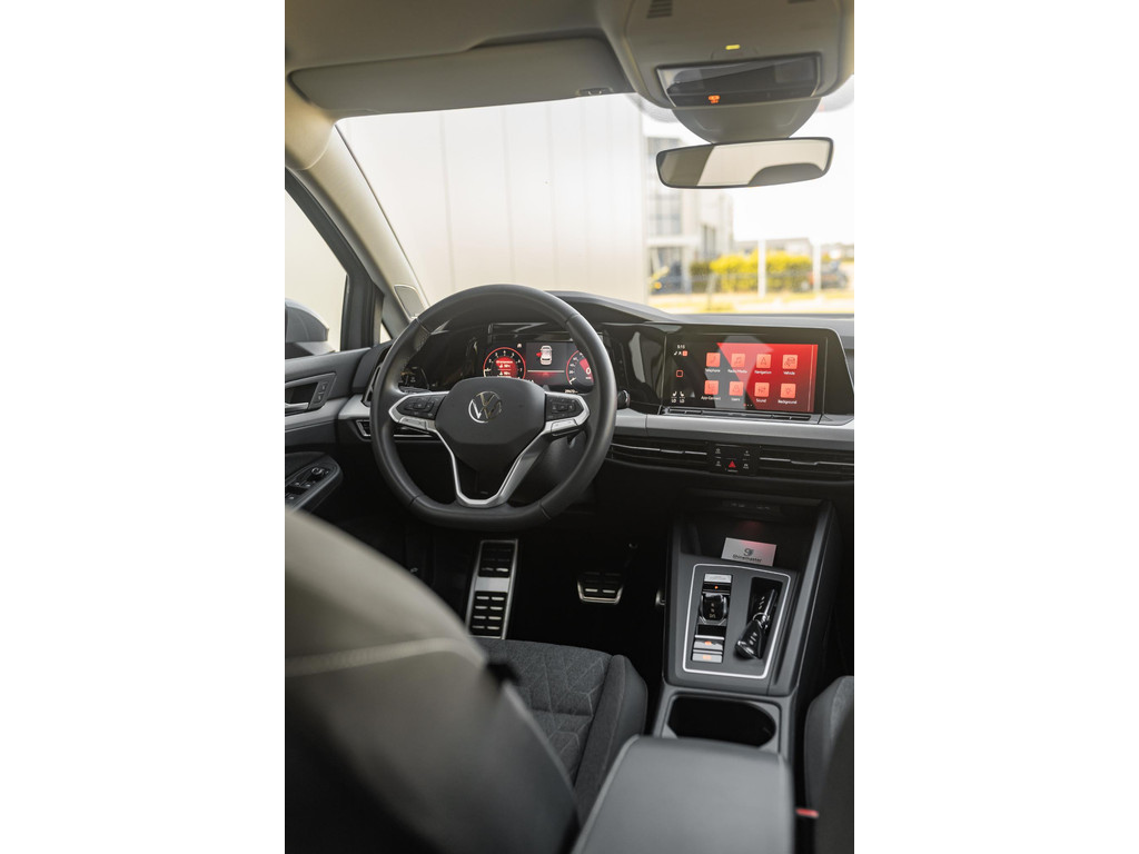 Volkswagen Golf 1.5 eTSI 55811360-11.jpg | Autoservice de Braal